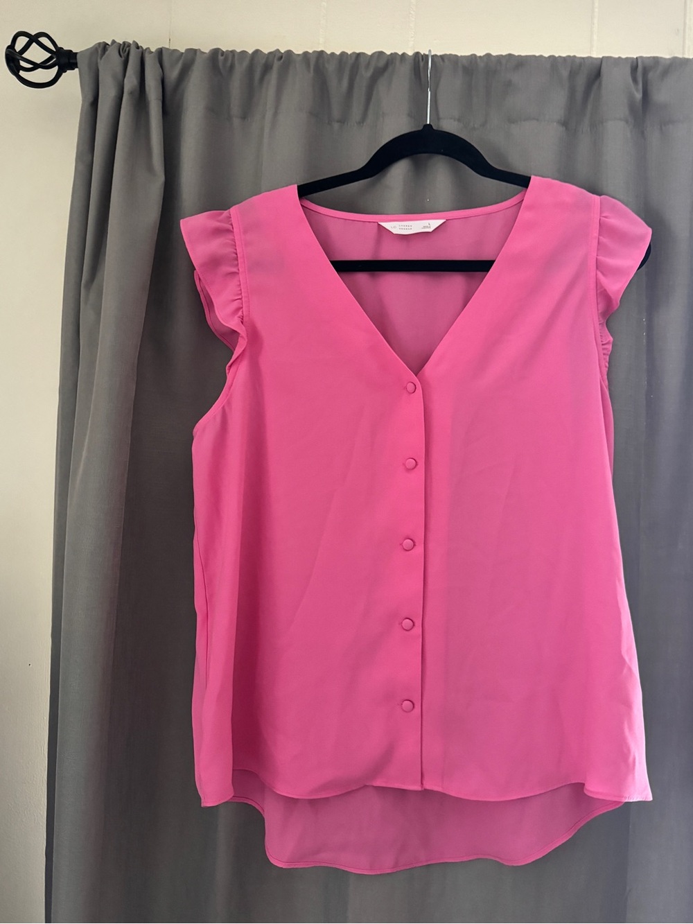LC Lauren Conrad Pink V-Neck Button Front Ruffle Sleeve Blouse
